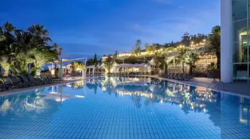 Pine Bay Holiday Resort