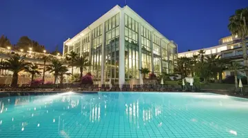 PINE BAY HOLIDAY RESORT