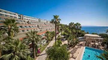 PINE BAY HOLIDAY RESORT