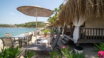 PINE BAY HOLIDAY RESORT