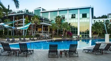 PINE BAY HOLIDAY RESORT
