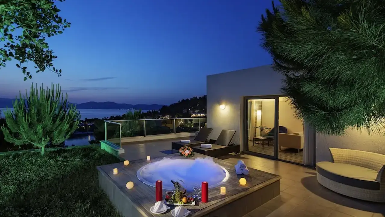 Pine Bay Holiday Resort