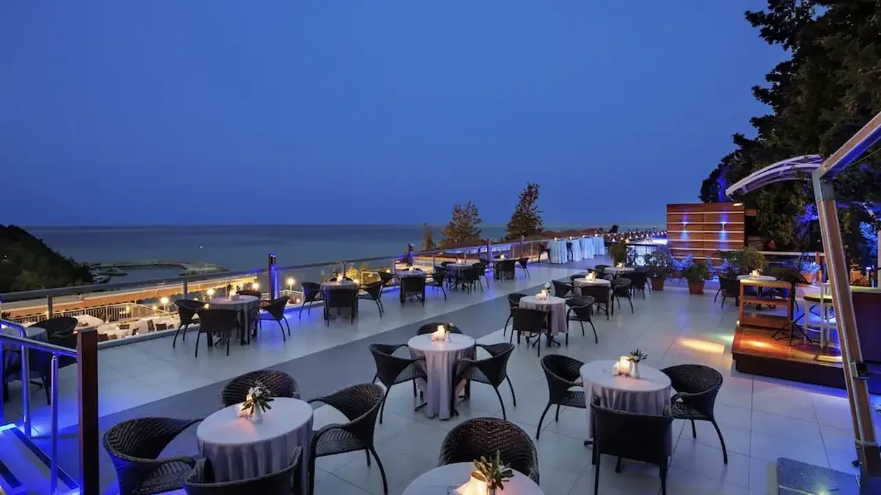 Pine Bay Holiday Resort