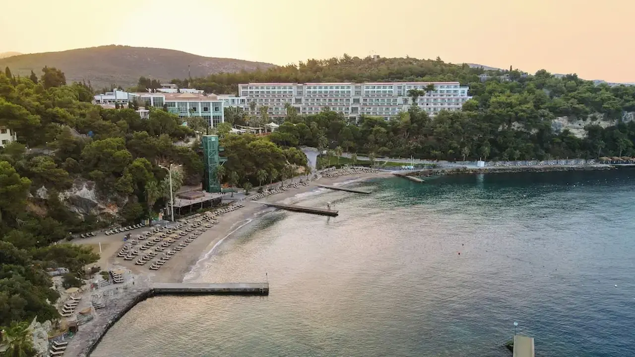 Pine Bay Holiday Resort