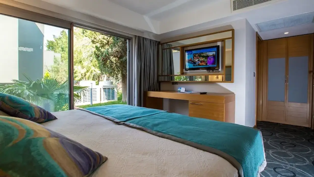 Pine Bay Holiday Resort