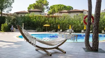 PINE BEACH BELEK