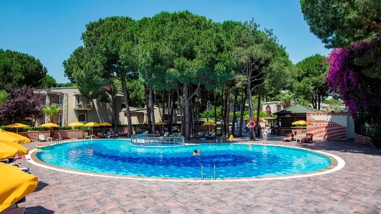 PINE BEACH BELEK