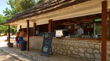 Pine Beach Pakostane - Bungalows