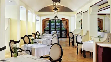 Pine Cliffs Hotel, a Luxury Collection Resort