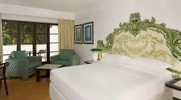 Pine Cliffs Hotel, a Luxury Collection Resort