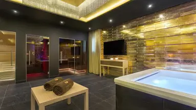 Pine Cliffs Ocean Suites, a Luxury Collection Resort & Spa