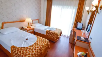 Pine House Hotel