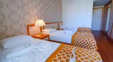 Pine House Hotel