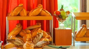 Pine House Hotel