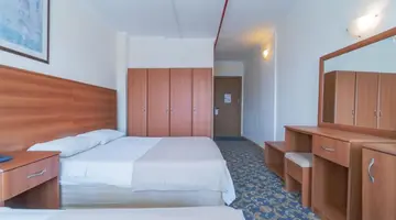 PINETA CLUB HOTEL