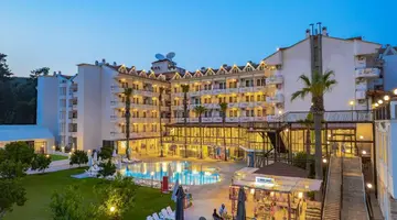 PINETA CLUB HOTEL