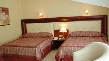 PINETA PARK DELUXE HOTEL