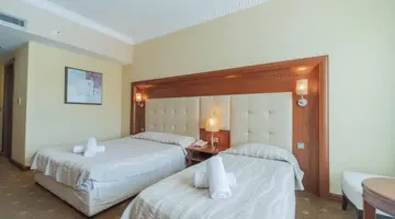 PINETA PARK DELUXE HOTEL