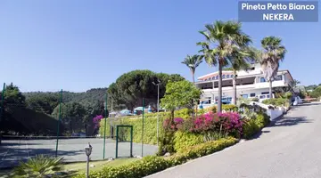 PINETA PETTO BIANCO VILLAGGIO