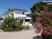 PINETA PETTO BIANCO VILLAGGIO