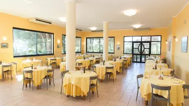 PINETA PETTO BIANCO VILLAGGIO