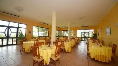 Pineta Petto Bianco Villagio