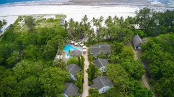 Pinewood Beach Resort And Spa