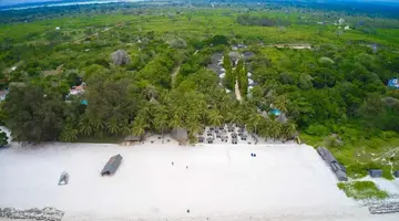 PINEWOOD BEACH RESORT AND SPA
