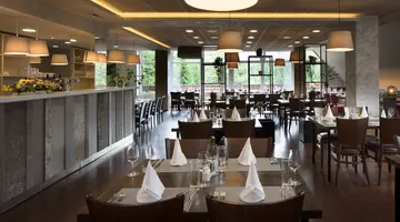 Pinia Hotel & Resort