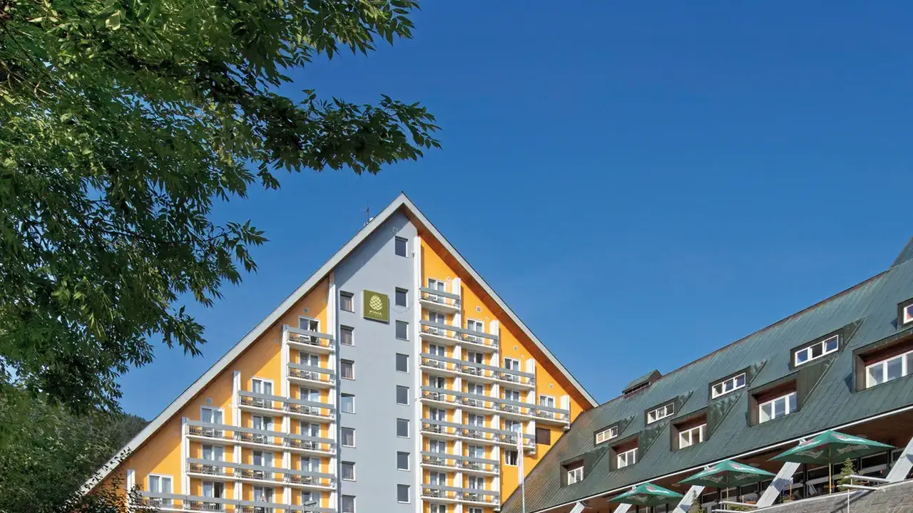 Pinia Hotel & Resort