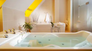 Pinia Hotel & Resort