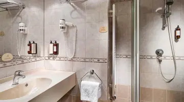Pinia Hotel & Resort