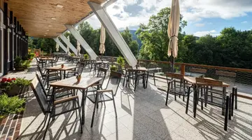Pinia Hotel & Resort