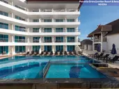 Pinnacle Grand Jomtien Resort & Beach Club