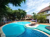 PINNACLE GRAND JOMTIEN RESORT
