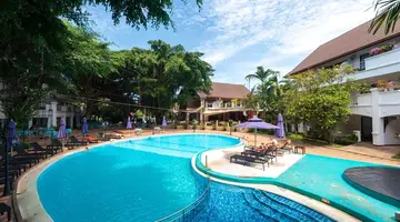 PINNACLE GRAND JOMTIEN RESORT