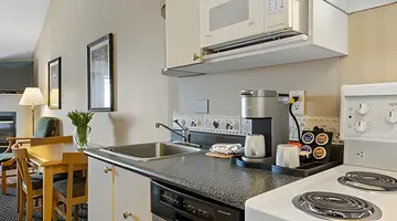 Pinnacle Hotel Whistler