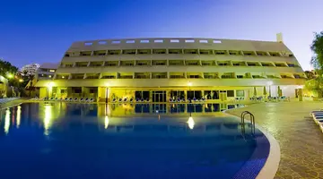 Piramides Resort