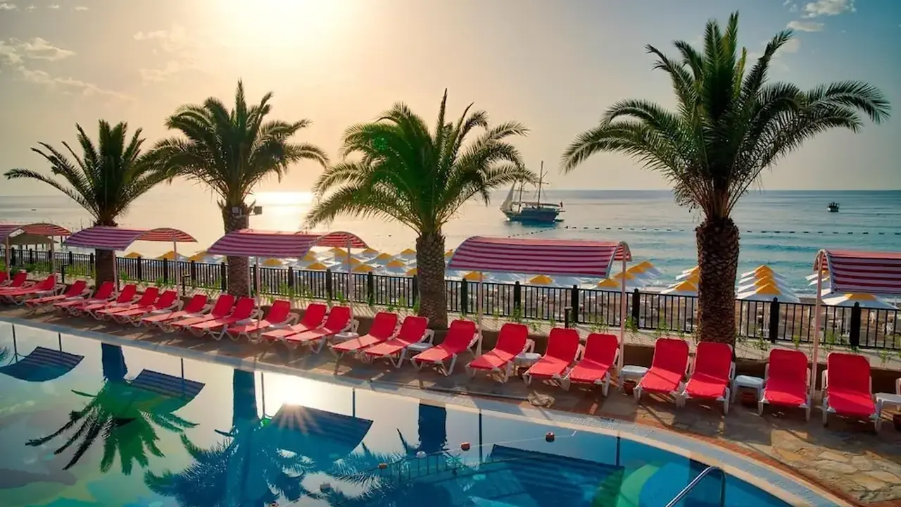 Pirates Beach Club - All Inclusive
