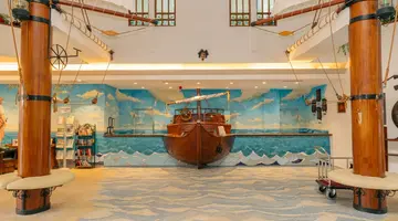 PIRATES BEACH CLUB