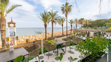 PIRATES BEACH CLUB