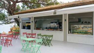 PIRATES BEACH CLUB
