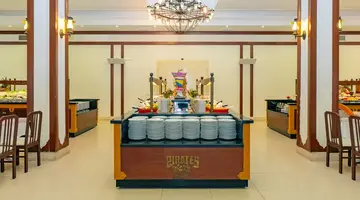 PIRATES BEACH CLUB