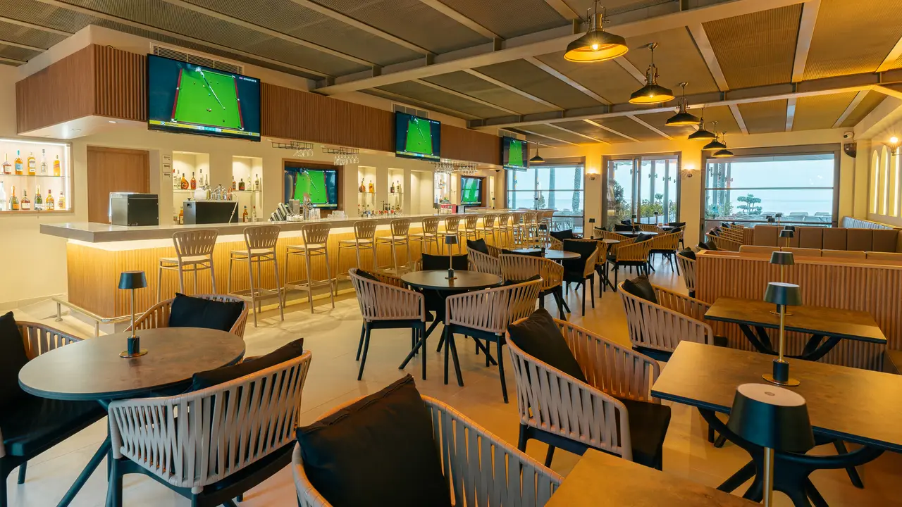 PIRATES BEACH CLUB