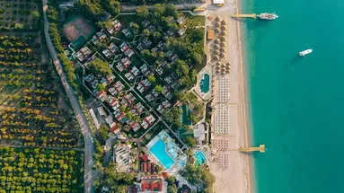 PIRATES BEACH CLUB