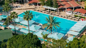 PIRATES BEACH CLUB