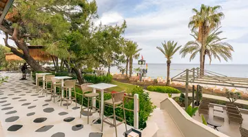 PIRATES BEACH CLUB