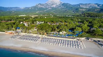 PIRATES BEACH CLUB