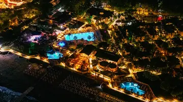 PIRATES BEACH CLUB