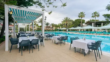 PIRATES BEACH CLUB